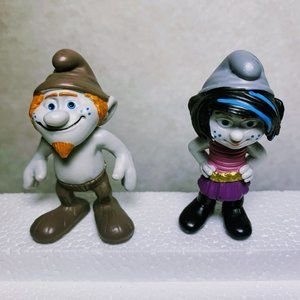 Set of 2 Hachus and Vexy Smurfs Figures Peyo Schleich Vintage Smurf Figurine